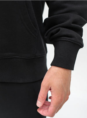 Black|Dylan is 5’11” and wearing a size L