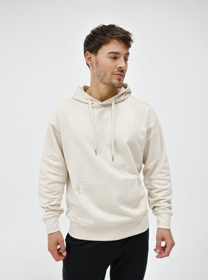 Ecru|Dylan is 5’11” and wearing a size L