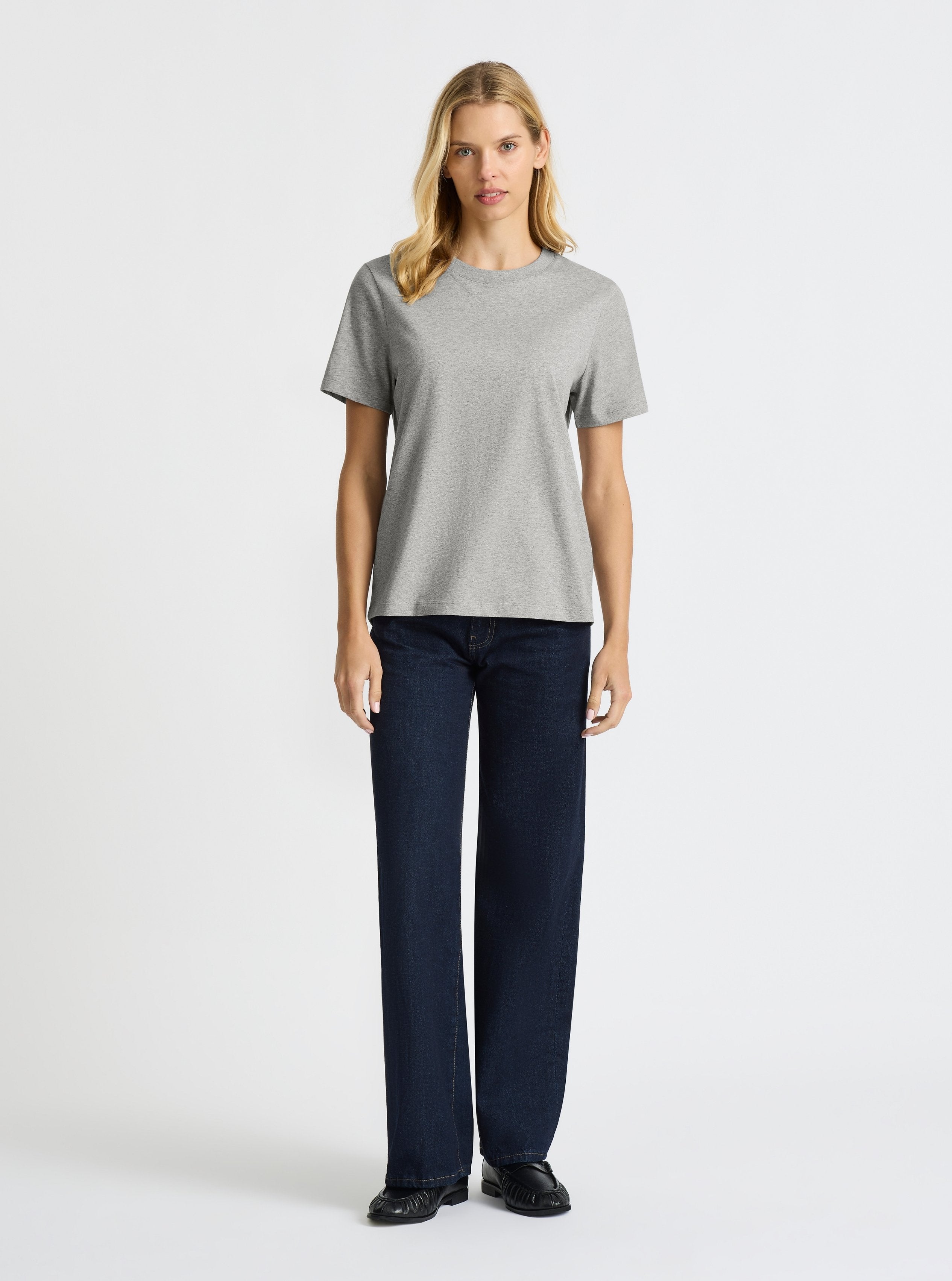 Grey Marl|Good Earth Cotton® Classic Tee – Sustainable Cotton T-shirts|Karolina is 5'10" and wearing a size S